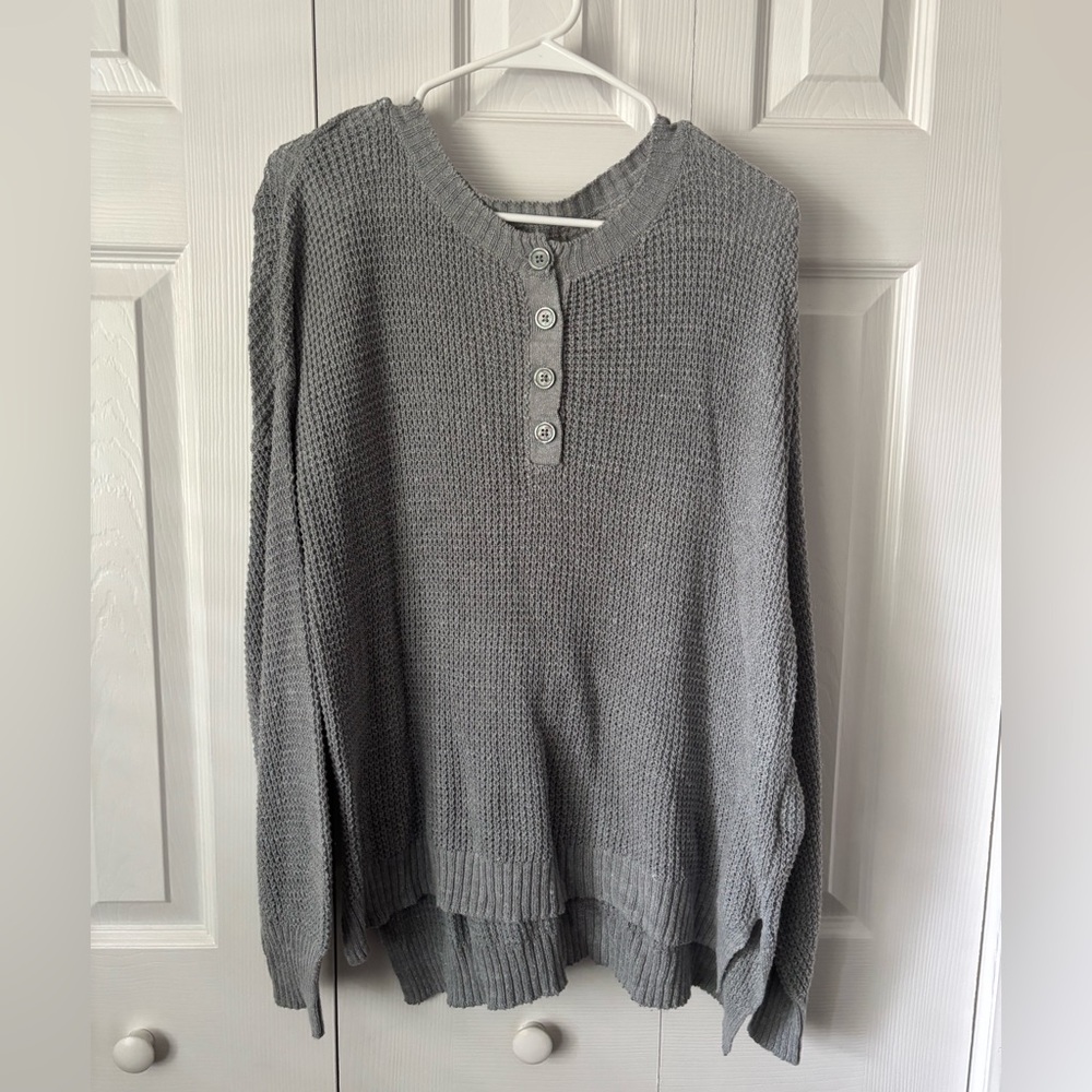 American Eagle Henley Tee